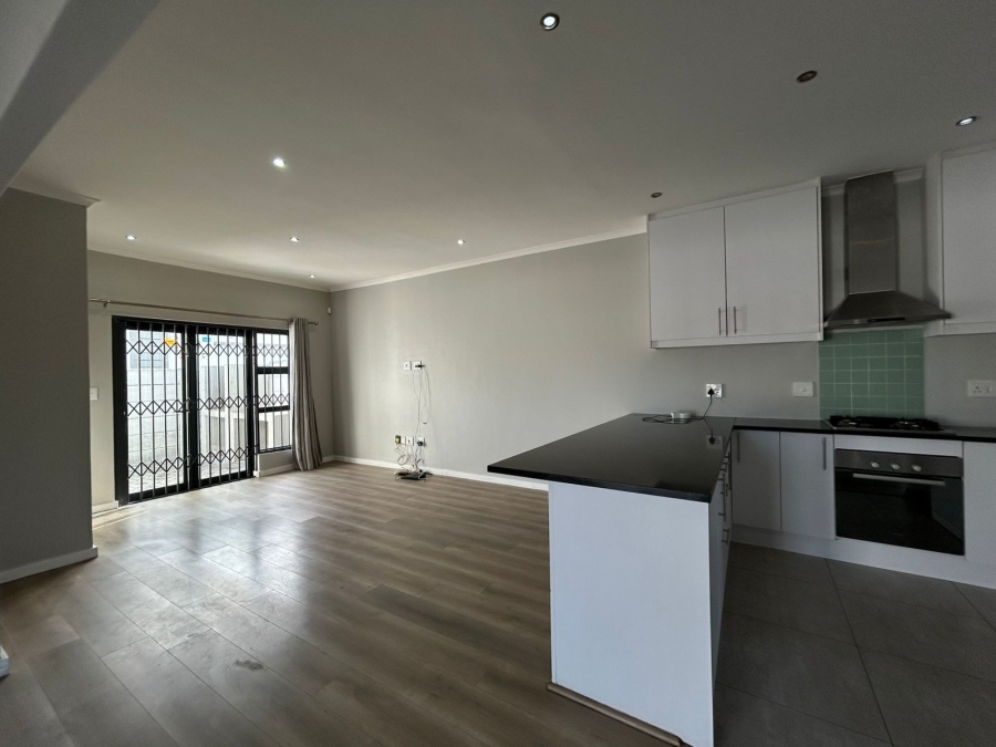 To Let 2 Bedroom Property for Rent in Table View Western Cape